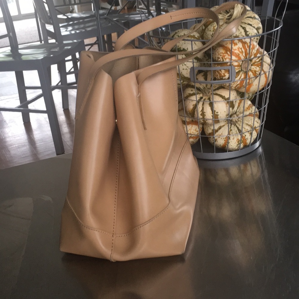 J.Crew/ Small Larkin/ Leather / Tote/ Satchel/ - Picture 2 of 8